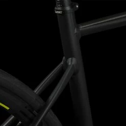 Cube Attain Race Black´n´white -Promos VTT Boutique Attain Race black n white 676300 5