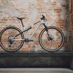 Cube AMS ZERO99 C:68X Race 29 Silver´n´black 8 Cube AMS ZERO99 C:68X Race 29 Silver´n´black -Promos VTT Boutique CUBE AMS ZERO99 C68X Race 29 silver n black 1