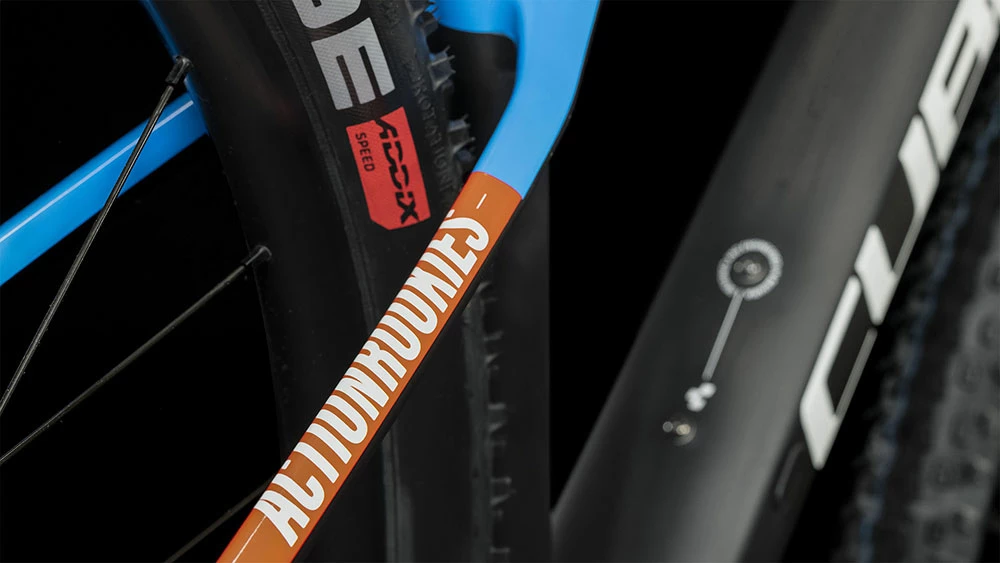 Cube Elite C:62 SLX Rookie Carbon´n´blue´n´red 5 Cube Elite C:62 SLX Rookie Carbon´n´blue´n´red – Image 5