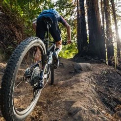 Santa Cruz Blur C S Trail -Promos VTT Boutique SC FULL SHOOT Bvernor 1080 05