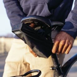 Abus SH-SF Adaptateur Pour Fixation De Selle, Housse De Pluie Incluse -Promos VTT Boutique abus 67866 20113931 SH SF Adapter fur Sattelbefestigung inkl Regenuberzug 6